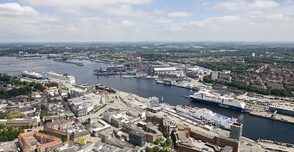 Luftbild Stadthafen Kiel.
