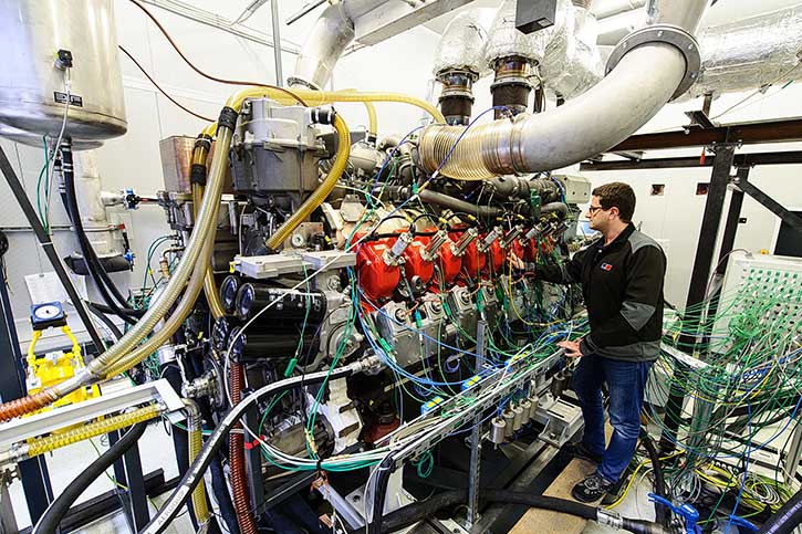 Der neue MTU Gas-Ottomotor der Baureihe S4000 für Schiffsantriebe hat bereits rund 3000 Stunden auf dem Firmenprüfstand erfolgreich absolviert.