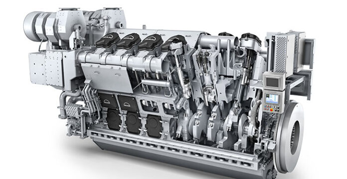 Image of an MAN 32/44CR engine