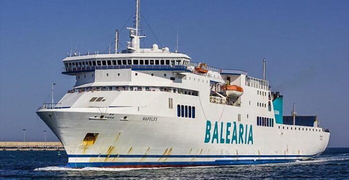 NAPOLES und Schwesterschiff SICILIA warden auf Erdgasbetrieb umgerüstet 