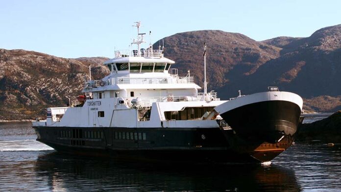 Torghatten, Doppelendfähre der norwegischen Reederei Torghatten Midt