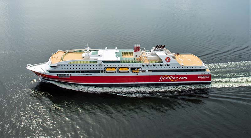 Fjord Line beschließt seine beiden mit Methan betriebenen Schiffe von reinem Gasbetrieb auf Dual-Fuel-Motoren umzustellen.