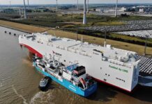 Hansa-online: Weltmeister in unsauberen Veröffentlichungen ENGIE ZEEBRUGGE bebunkert im Ship-to-Ship Verfahren die SIEM CONFUCIUS mit rund 1.500 to LNG an der Emspier in Emden.